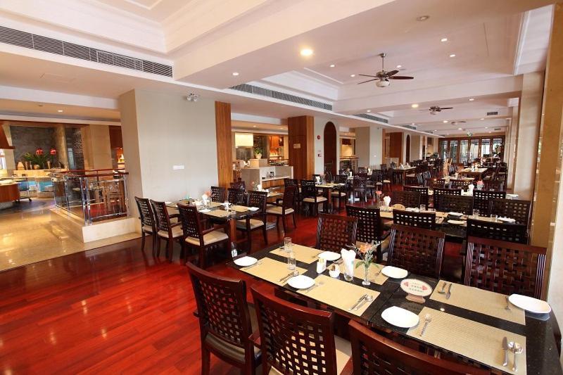 Green Lake Hot Spring Hotel Foshan Exterior photo