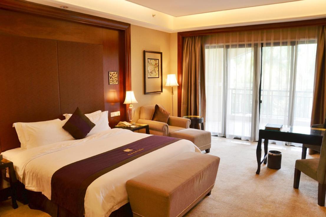 Green Lake Hot Spring Hotel Foshan Exterior photo