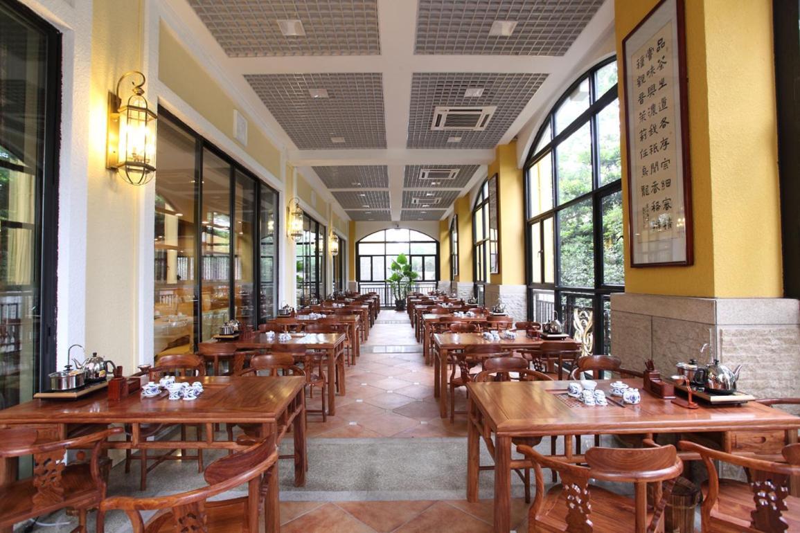 Green Lake Hot Spring Hotel Foshan Exterior photo